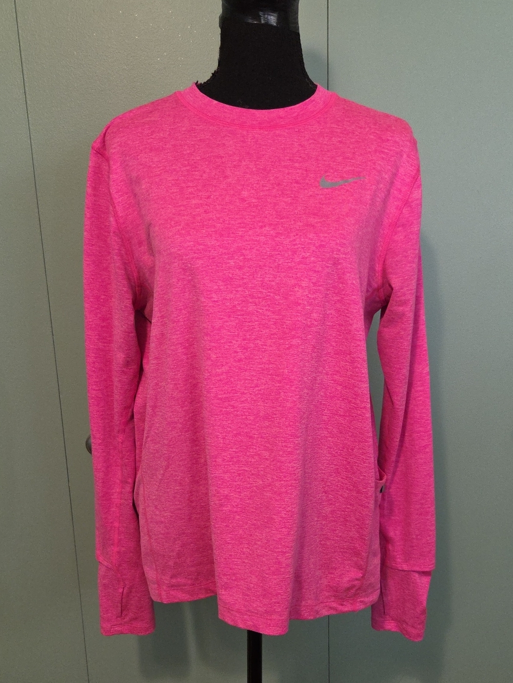 Nike Hot Pink Long Sleeve Crew Neck Performance Tee Size Medium